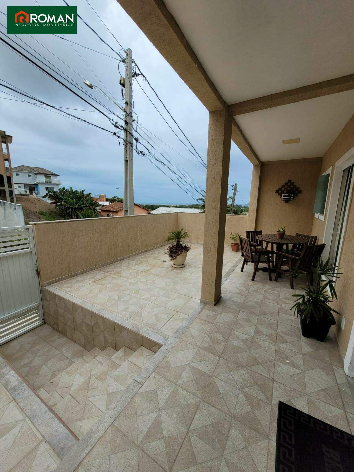 Casa à venda no Peró: 