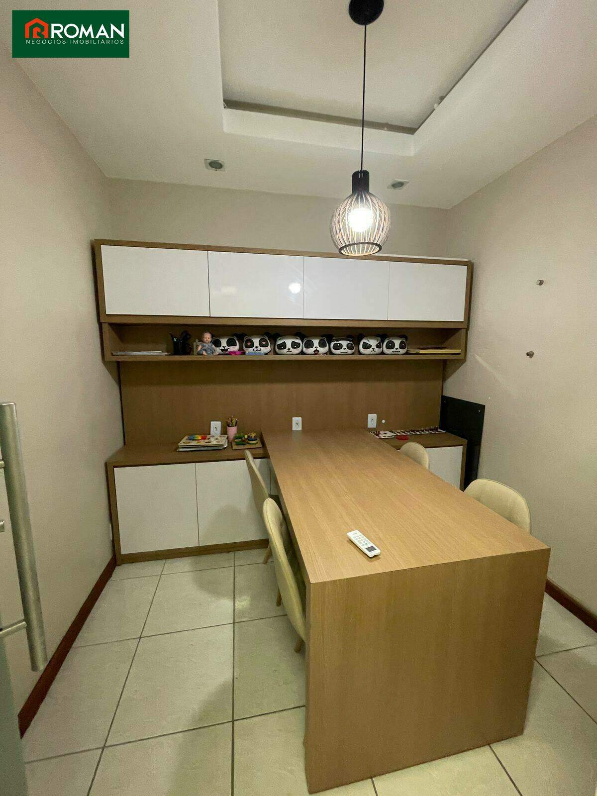 Sala à venda no Centro: 