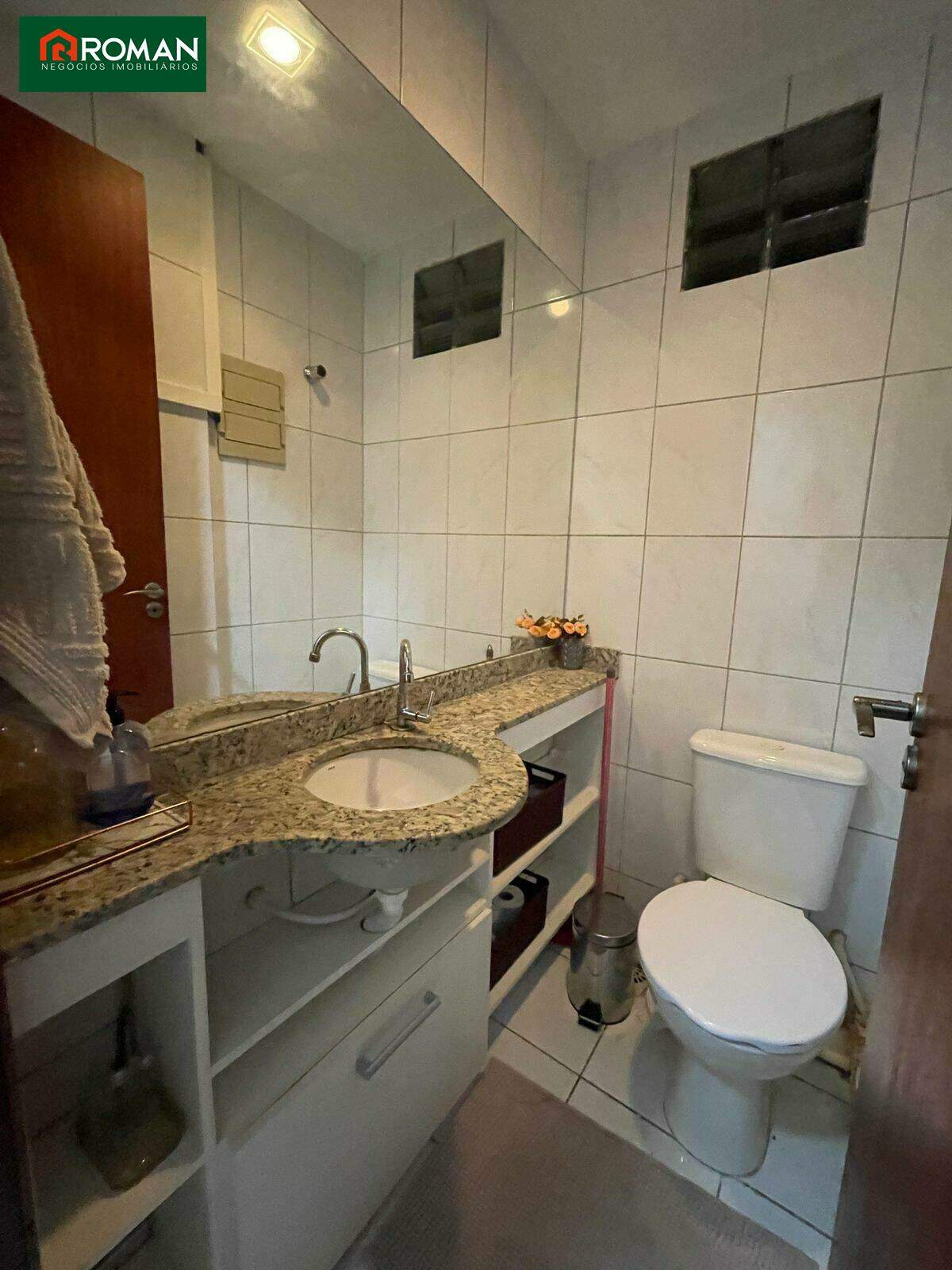 Sala à venda no Centro: 