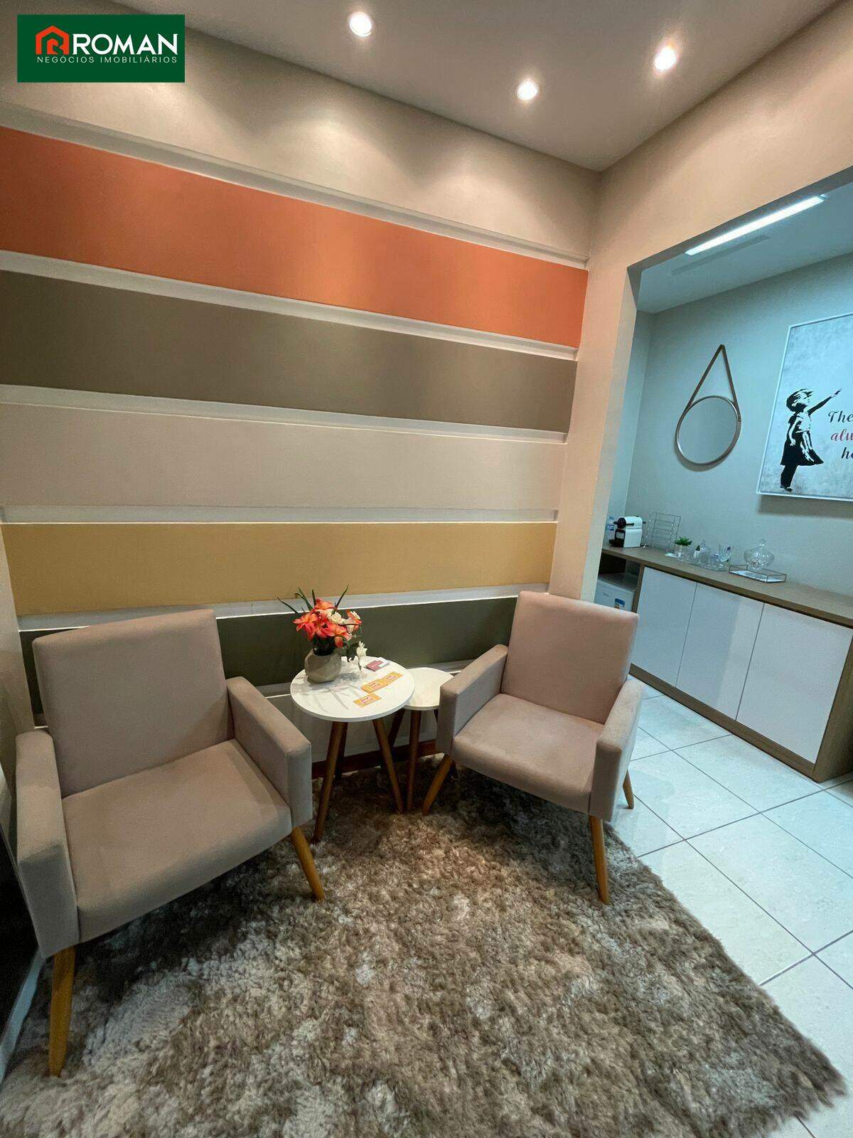 Sala à venda no Centro: 