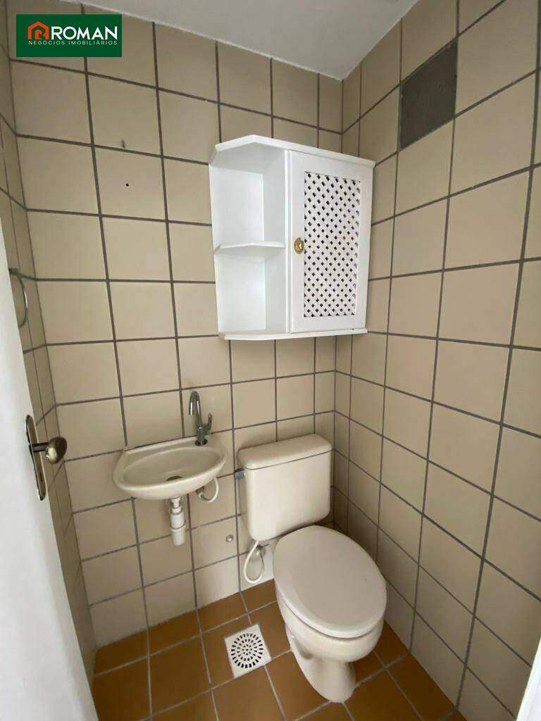 Sala para aluguel no Centro: 