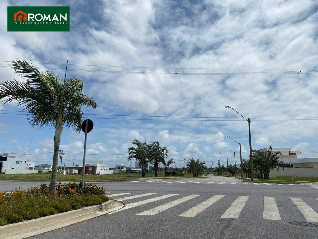 Terreno em condomínio à venda no Guriri: 