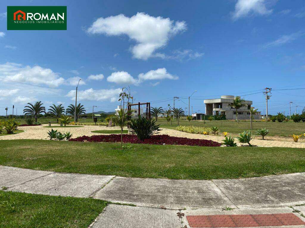 Terreno em condomínio à venda no Guriri: 