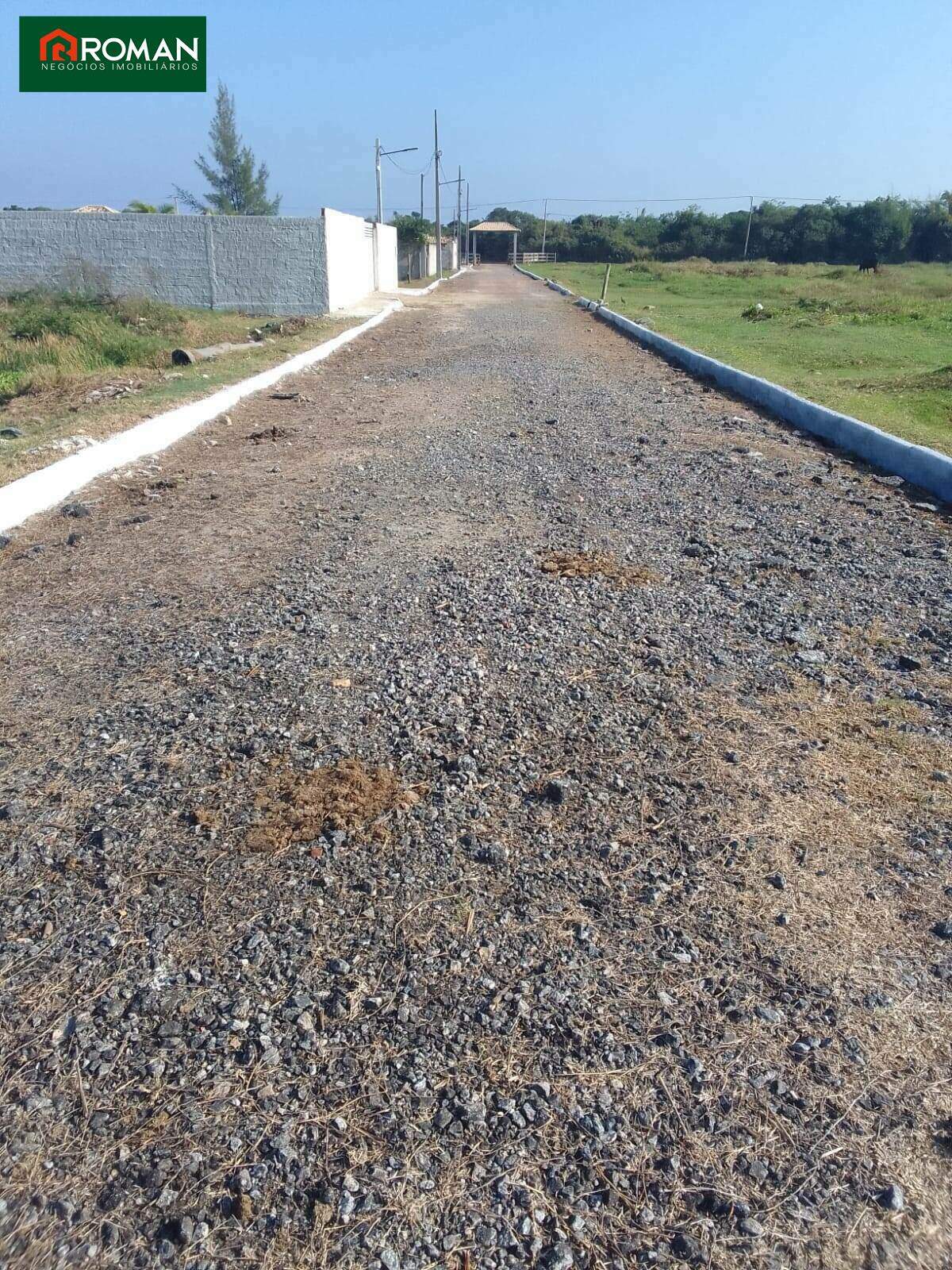 Terreno em condomínio à venda no Fluminense: 