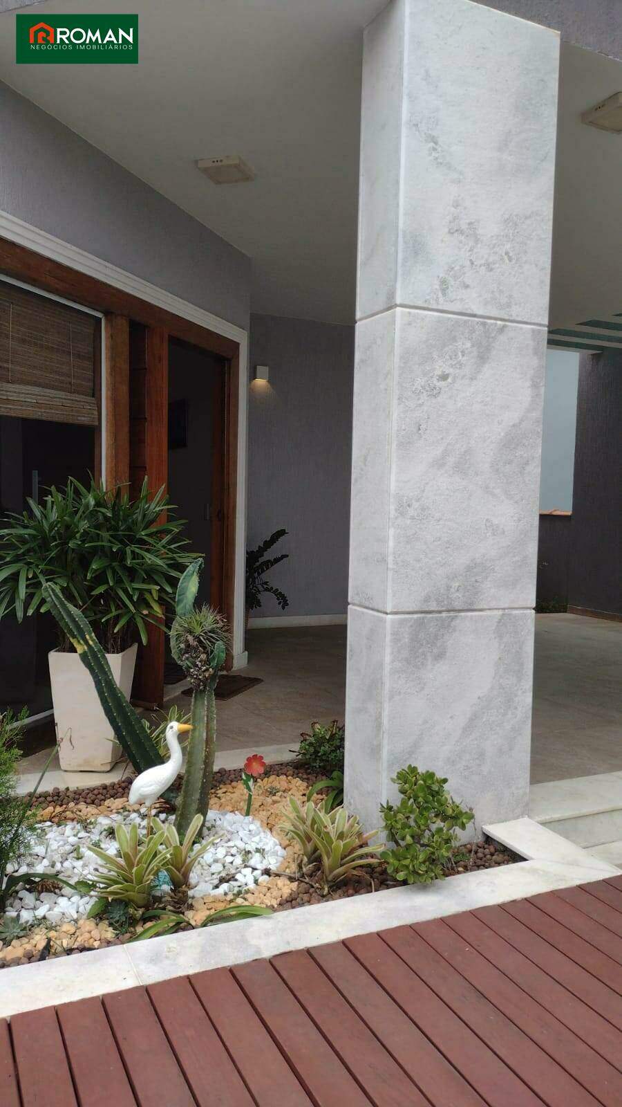 Casa à venda no Peró: 