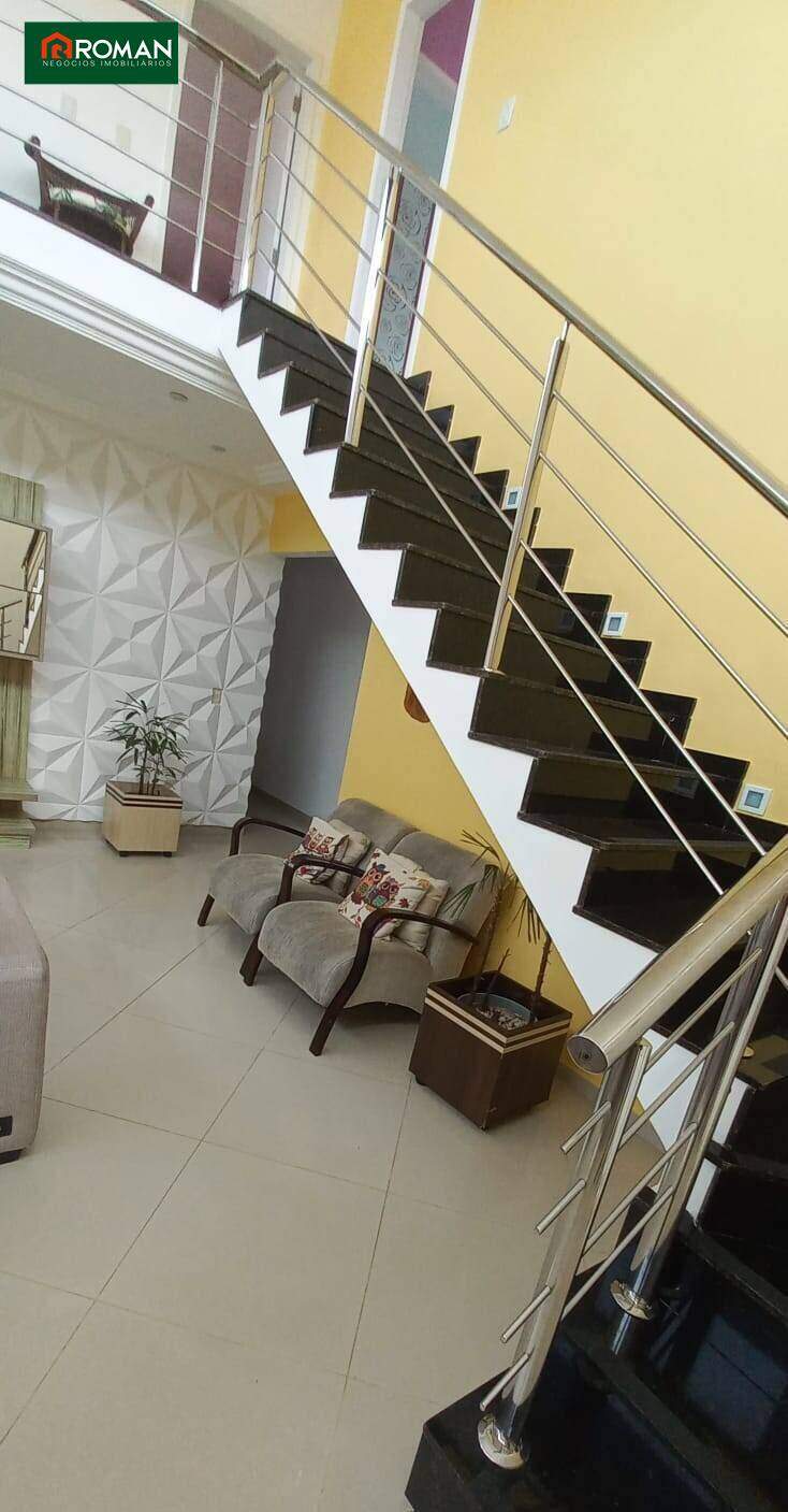 Casa à venda no Peró: 