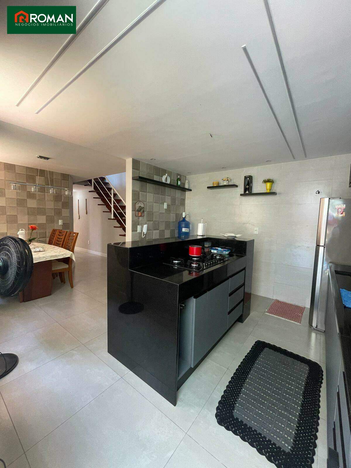 Casa em condomínio à venda no Parque Burle: 