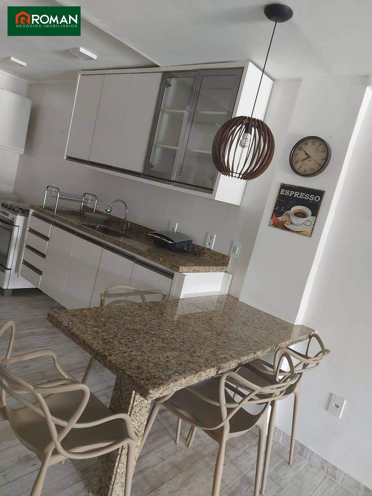 Casa à venda no Portinho: 