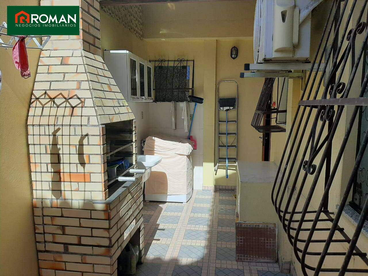 Casa em condomínio à venda no Jardim Excelsior: 