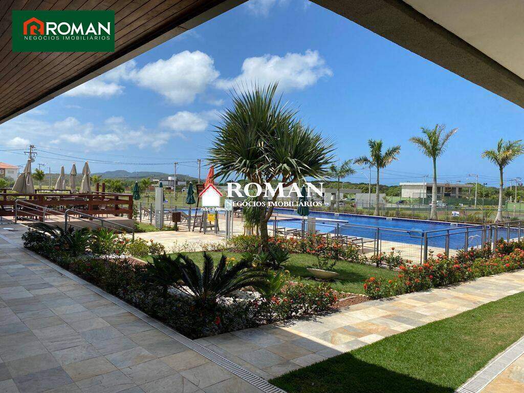 Área à venda no Peró: 