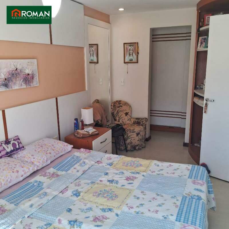 Casa em condomínio à venda no Portinho: 