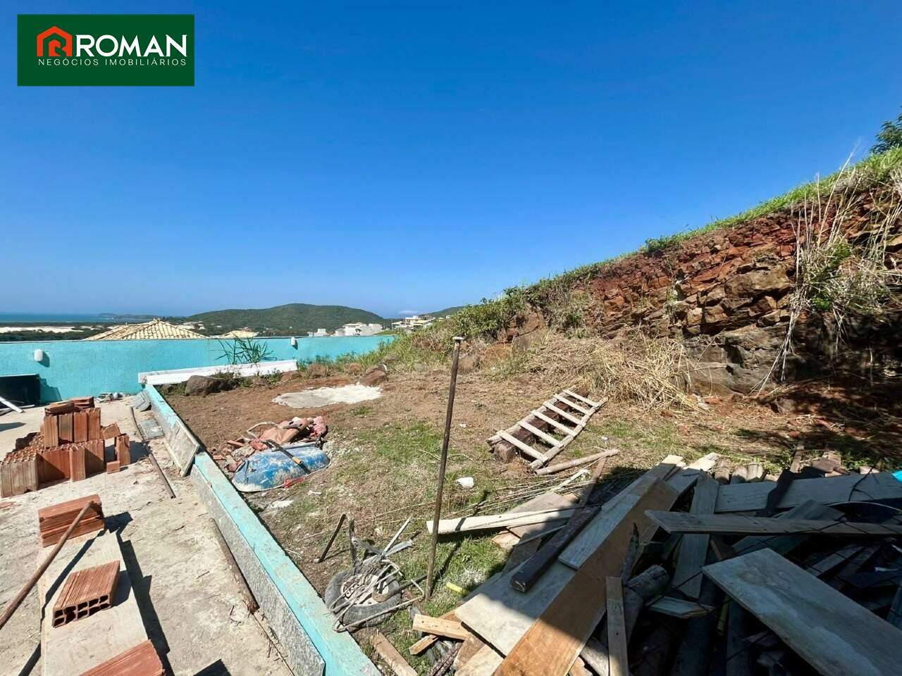 Casa em condomínio à venda no Ogiva: 