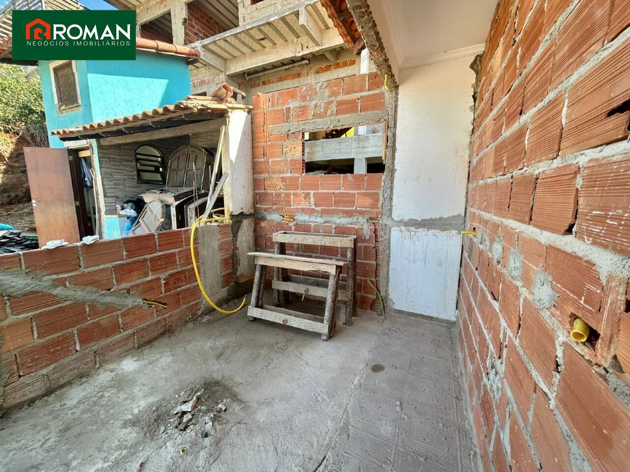 Casa em condomínio à venda no Ogiva: 