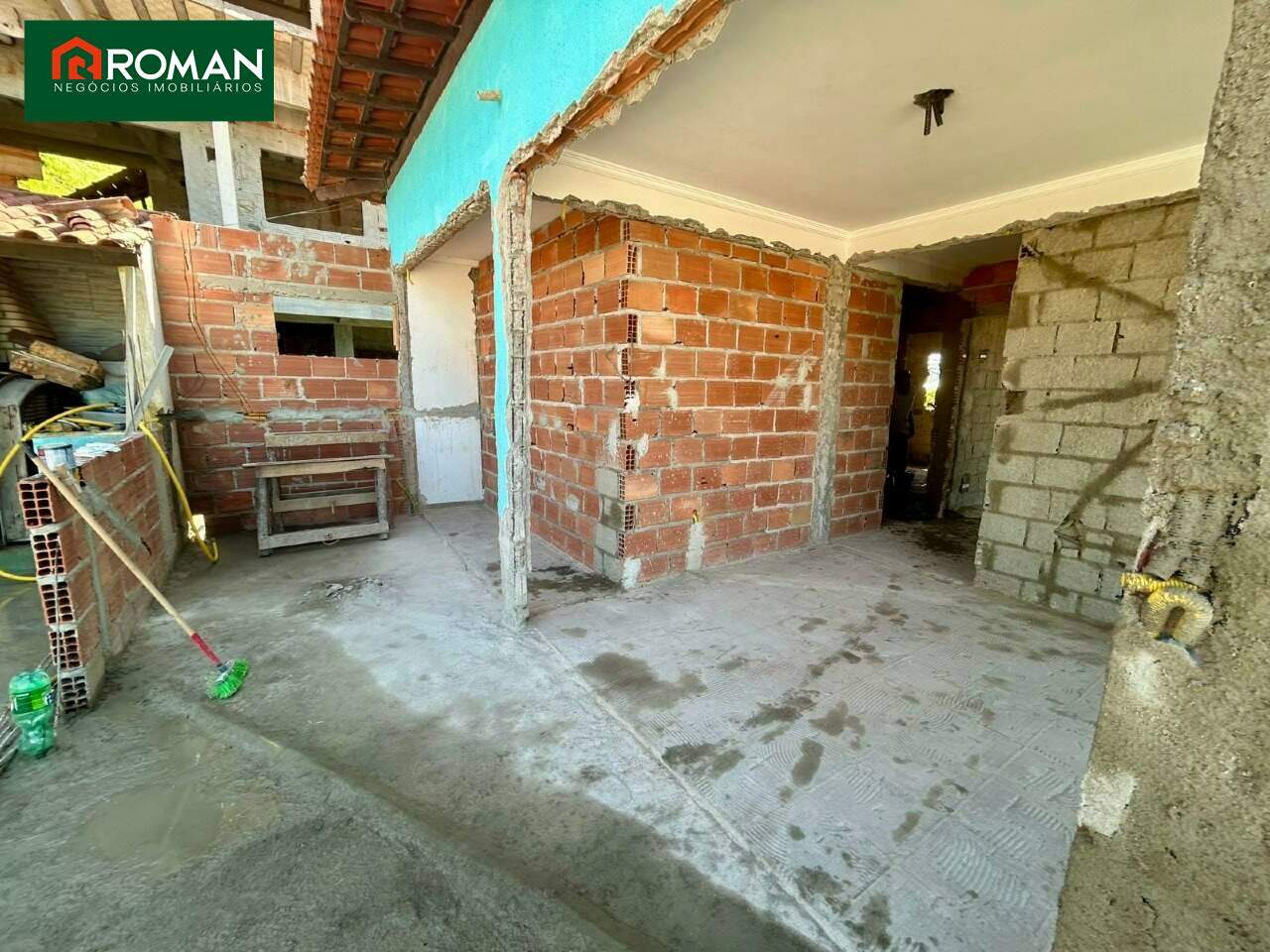 Casa em condomínio à venda no Ogiva: 