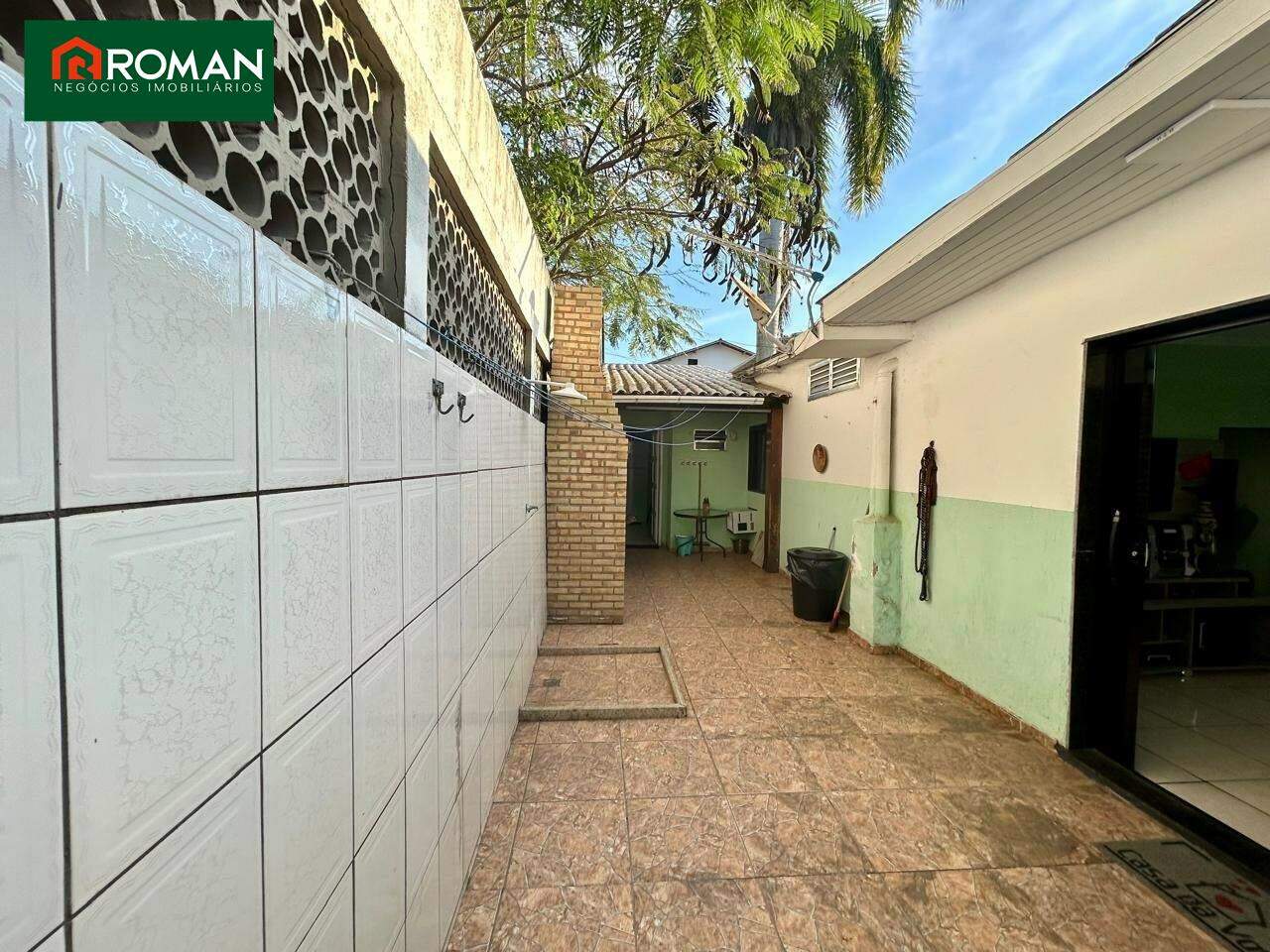 Casa em condomínio à venda no Palmeiras: 