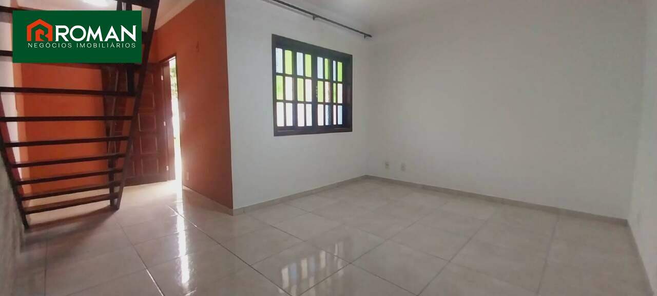 Casa em condomínio à venda no Palmeiras: 