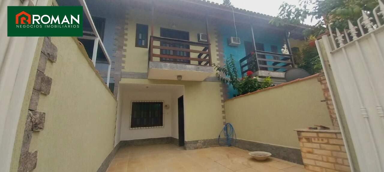 Casa em condomínio à venda no Palmeiras: 