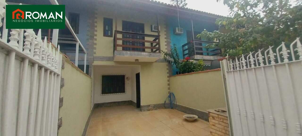 Casa em condomínio à venda no Palmeiras: 