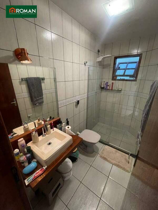 Casa em condomínio à venda no Palmeiras: 