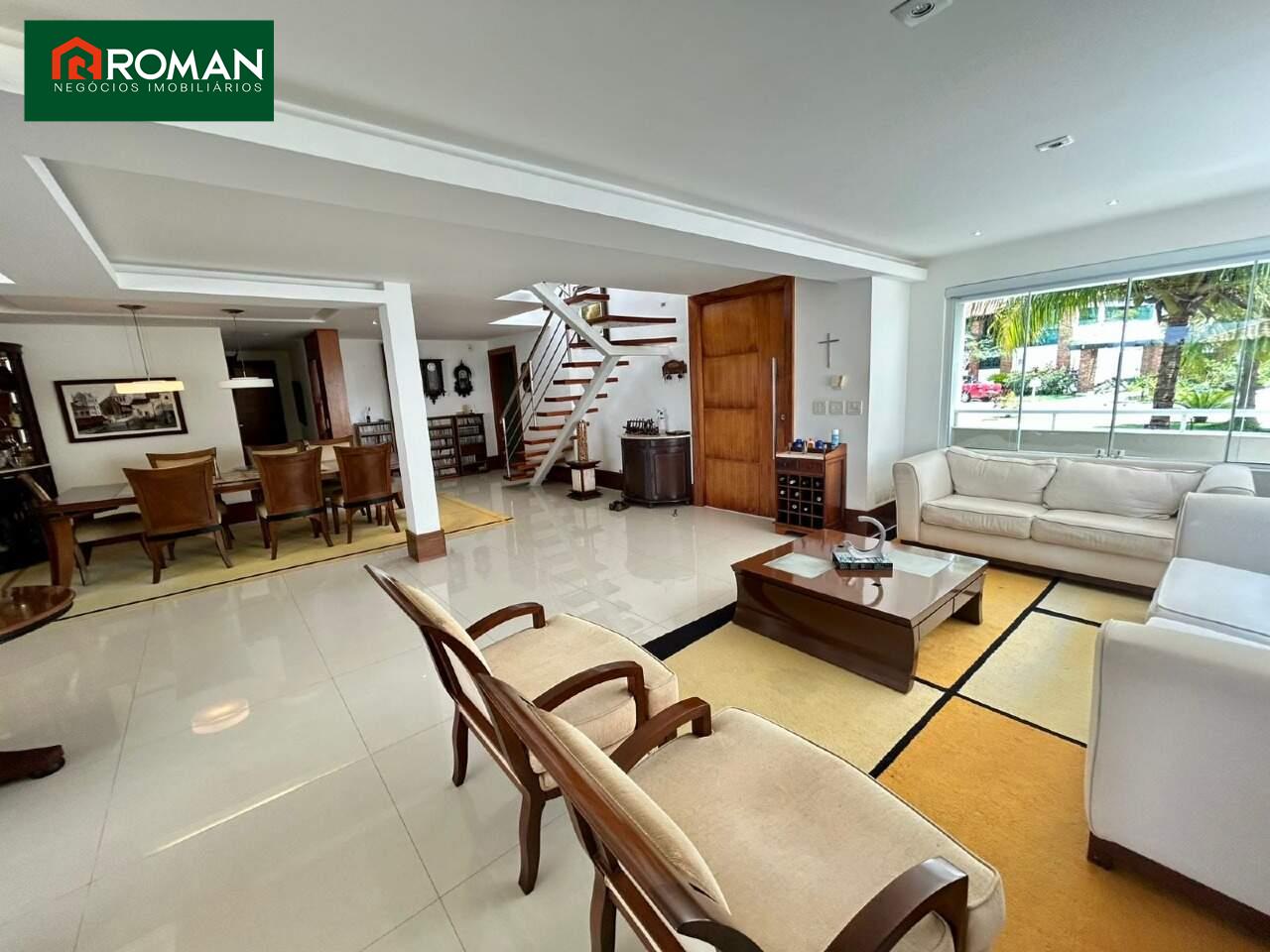 Casa em condomínio à venda no Portinho: 