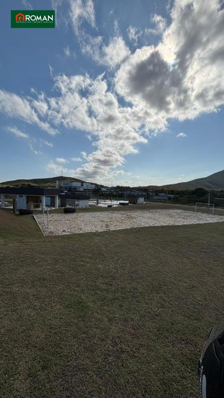 Terreno à venda no Praia Linda: 