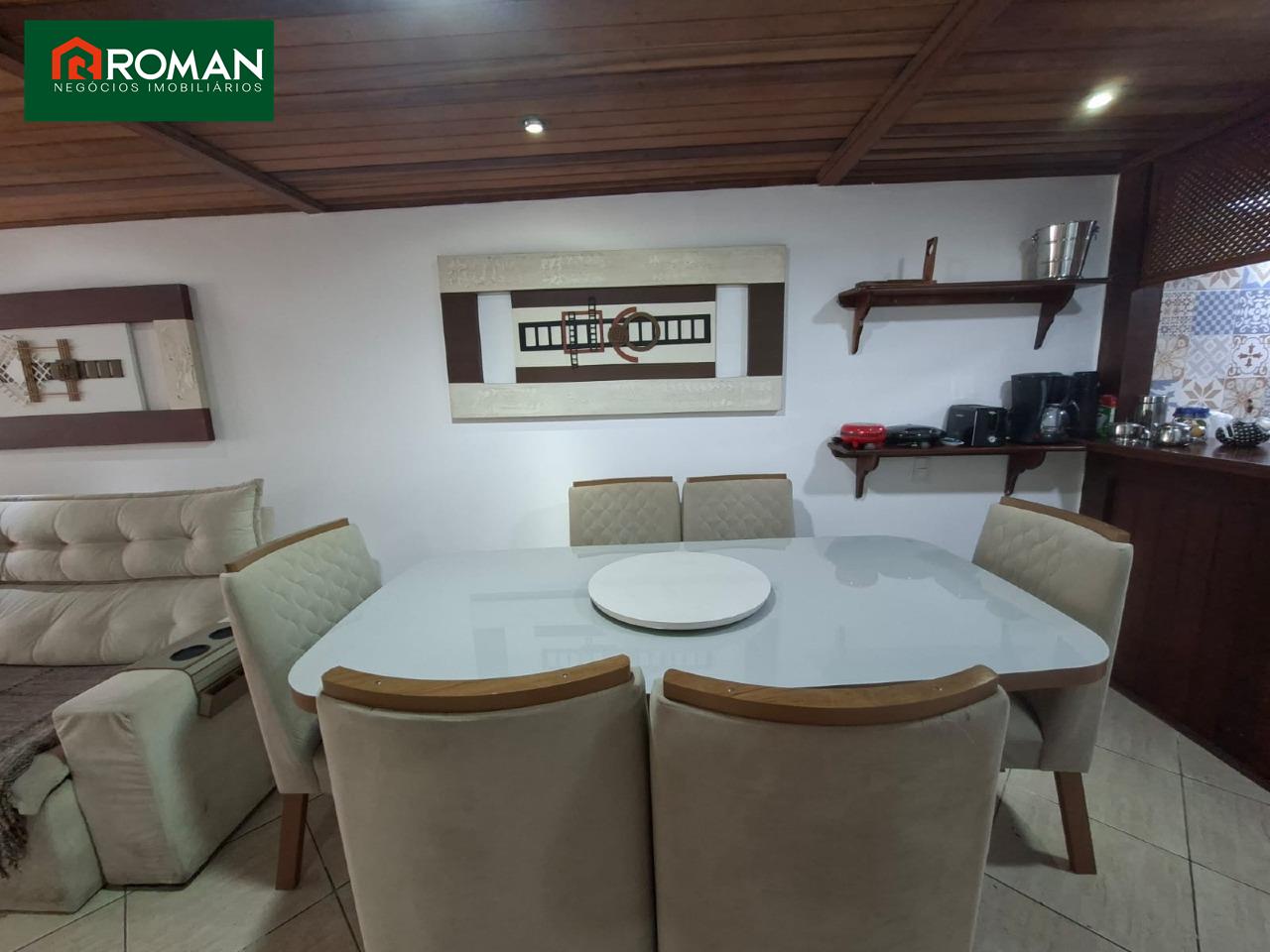 Casa em condomínio à venda no Portinho: 