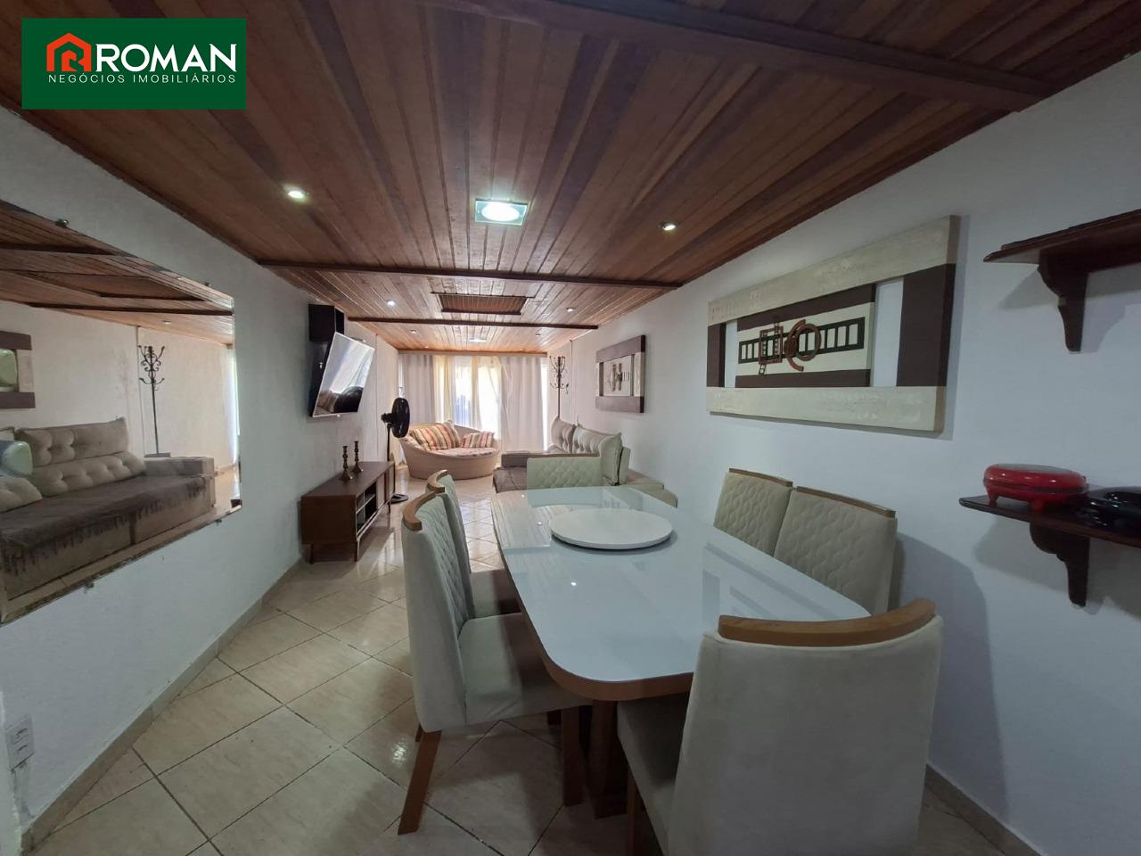 Casa em condomínio à venda no Portinho: 