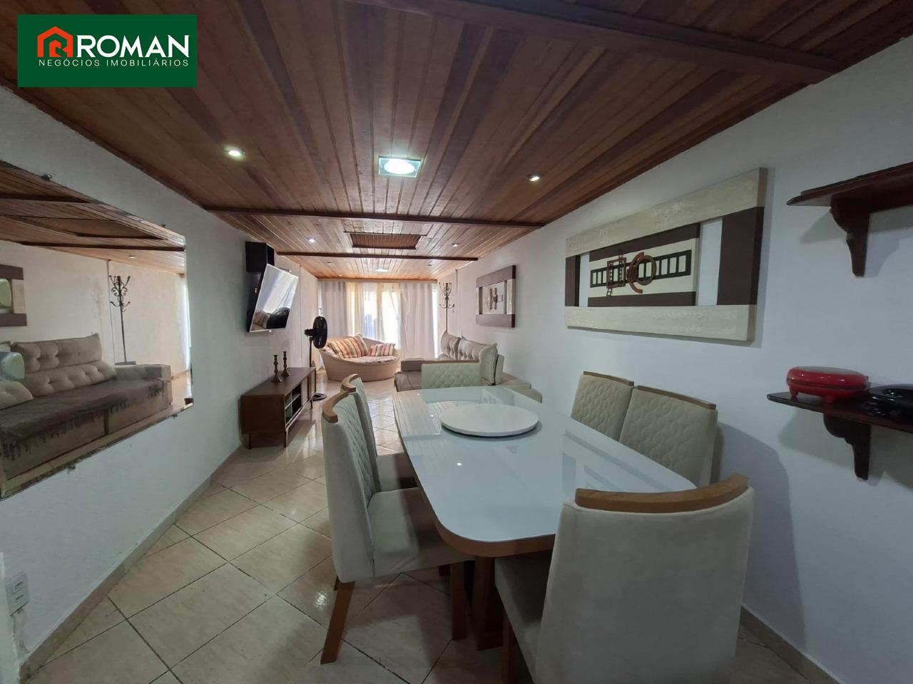 Casa em condomínio à venda no Portinho: 