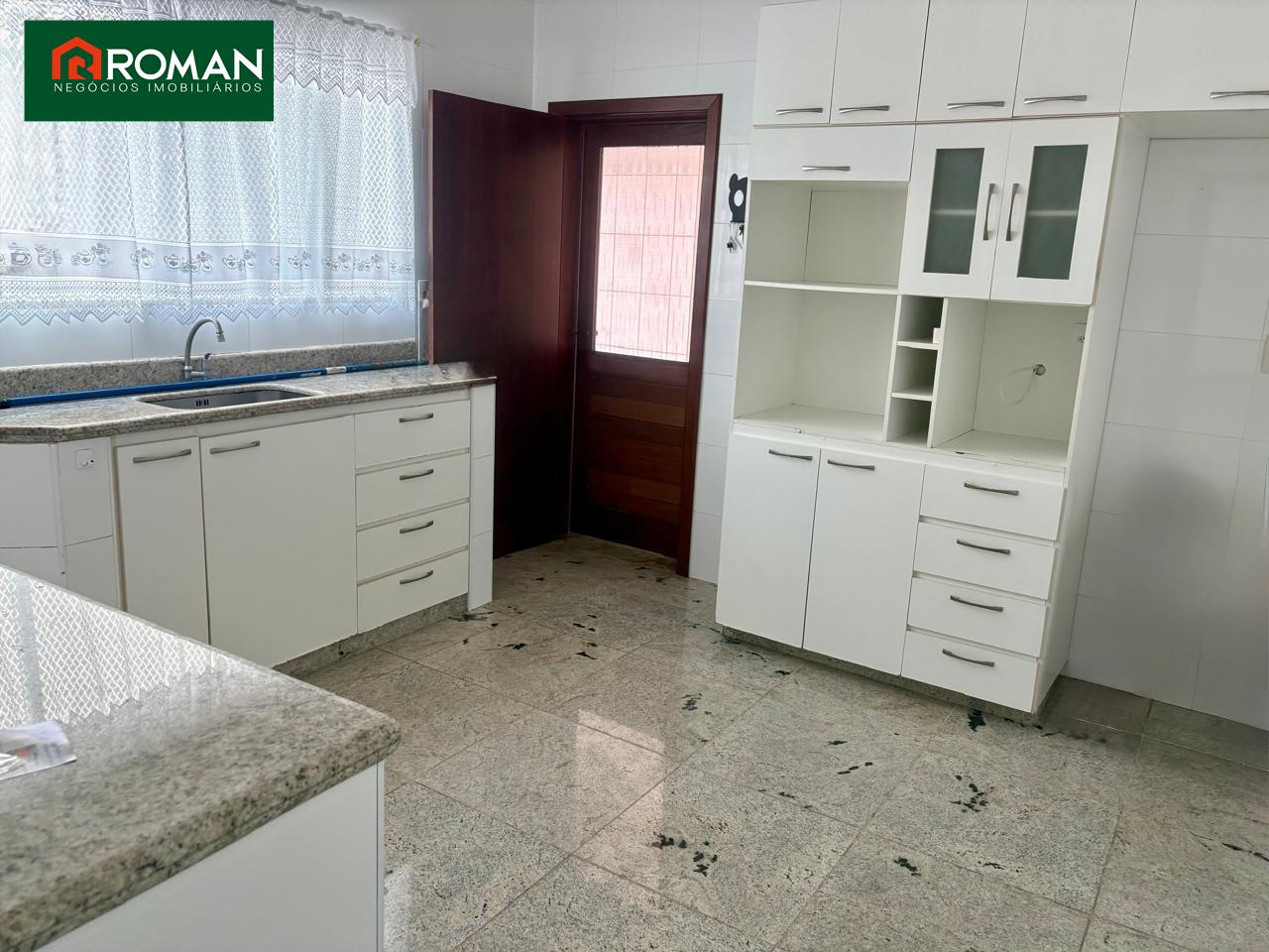 Casa à venda no Foguete: 