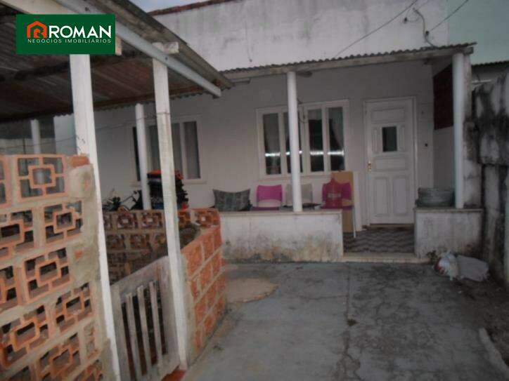 Casa à venda no Centro: 