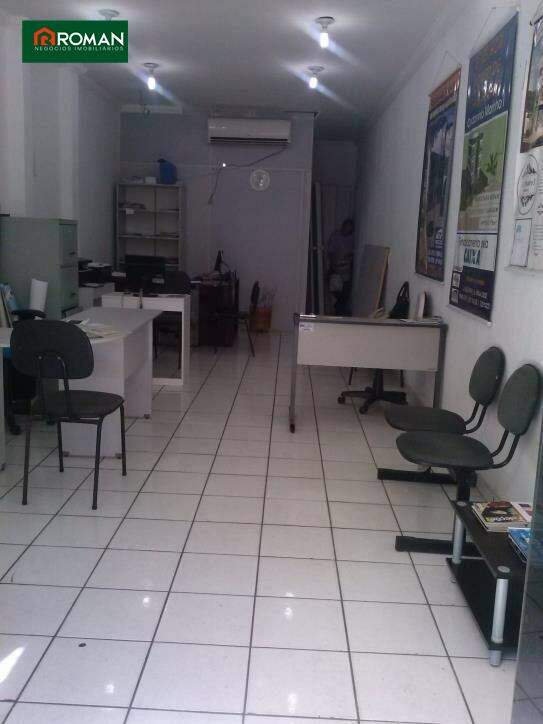 Sala à venda no Centro: 