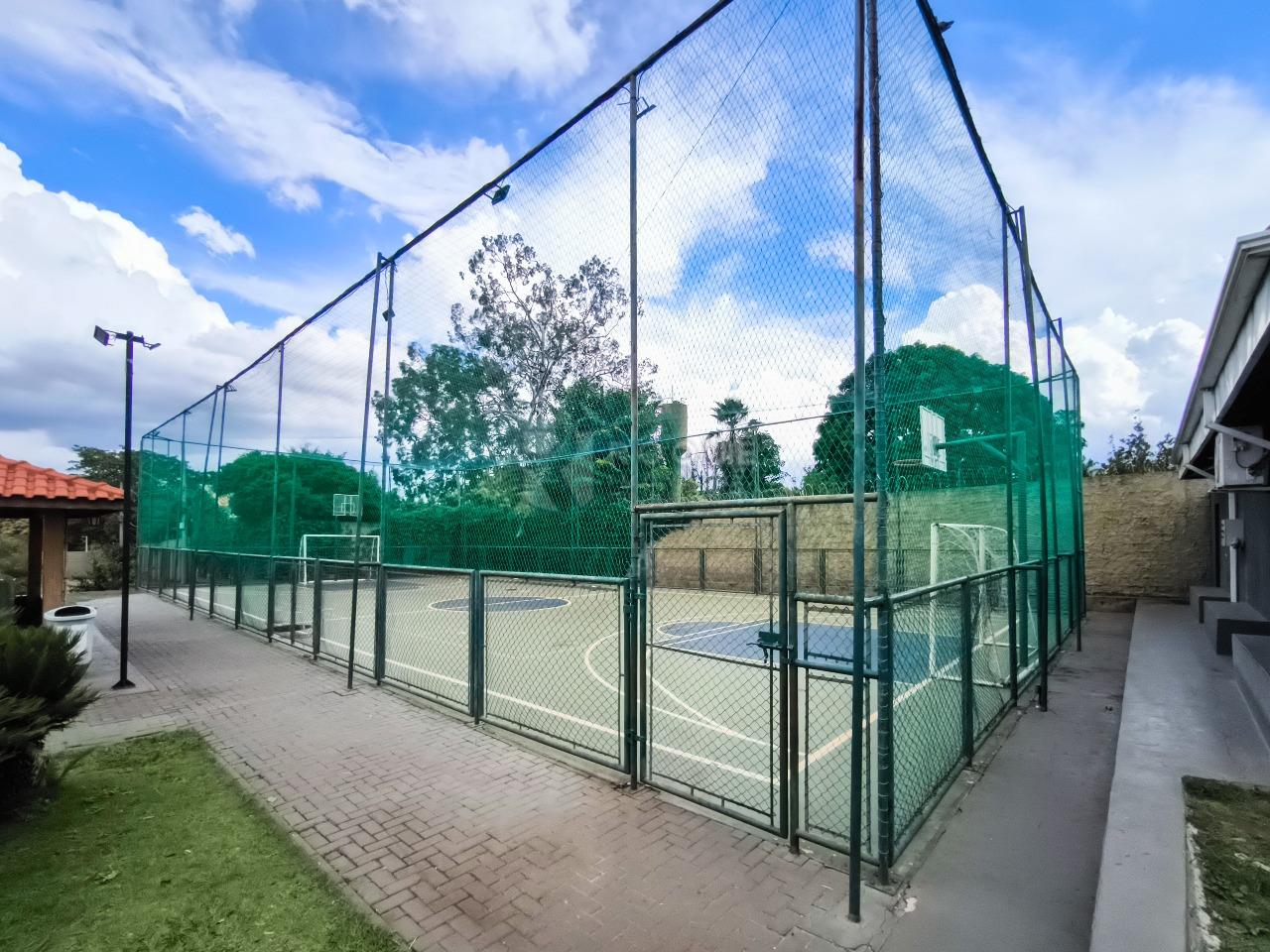 QUADRA POLIESPORTIVA