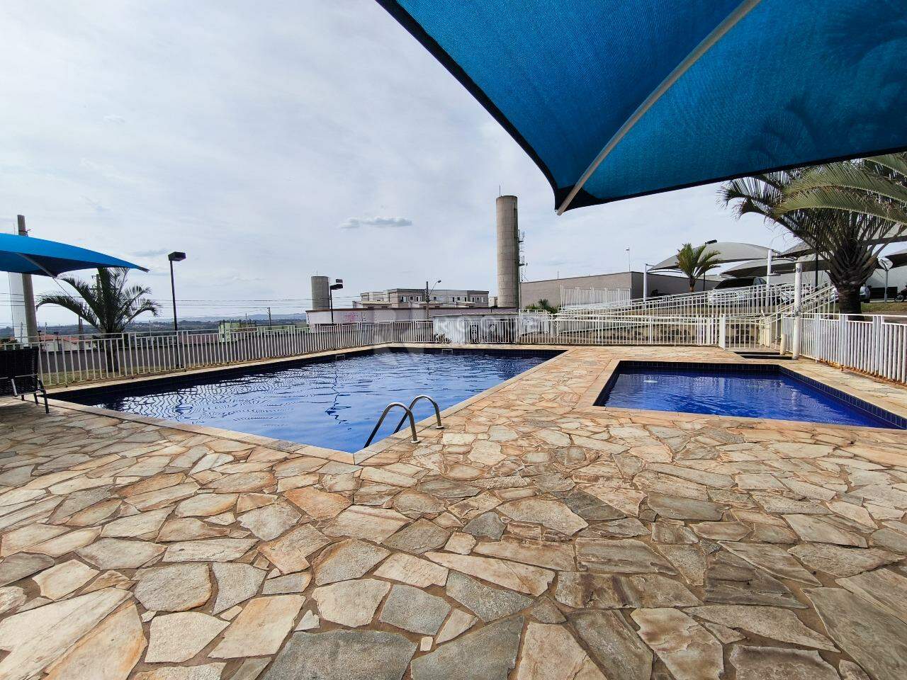 PISCINAS