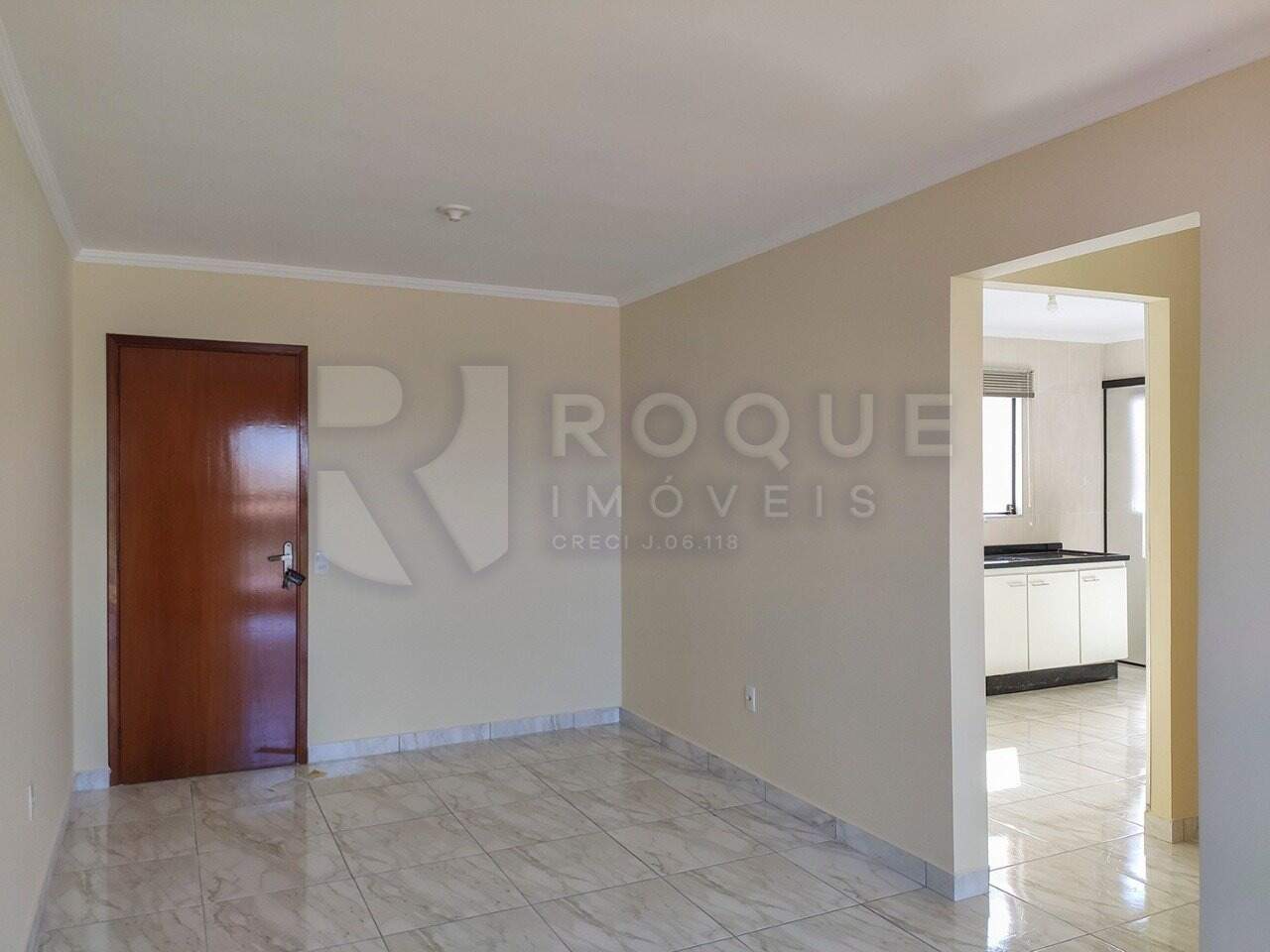 Apartamento para aluguel no bairro Vila Claudia: Sala
