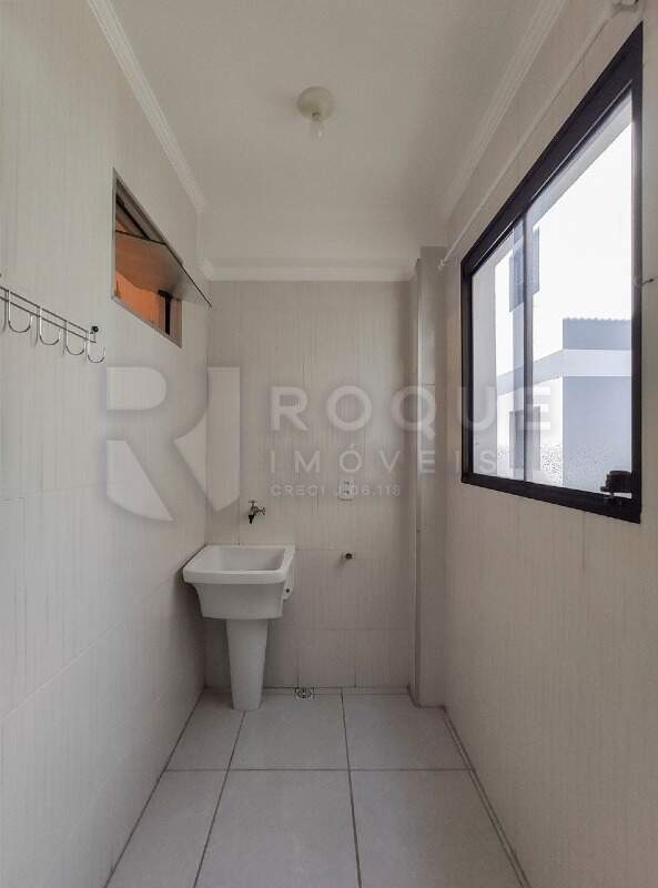 Apartamento para aluguel no bairro Jardim Nova Europa: Área de serviço