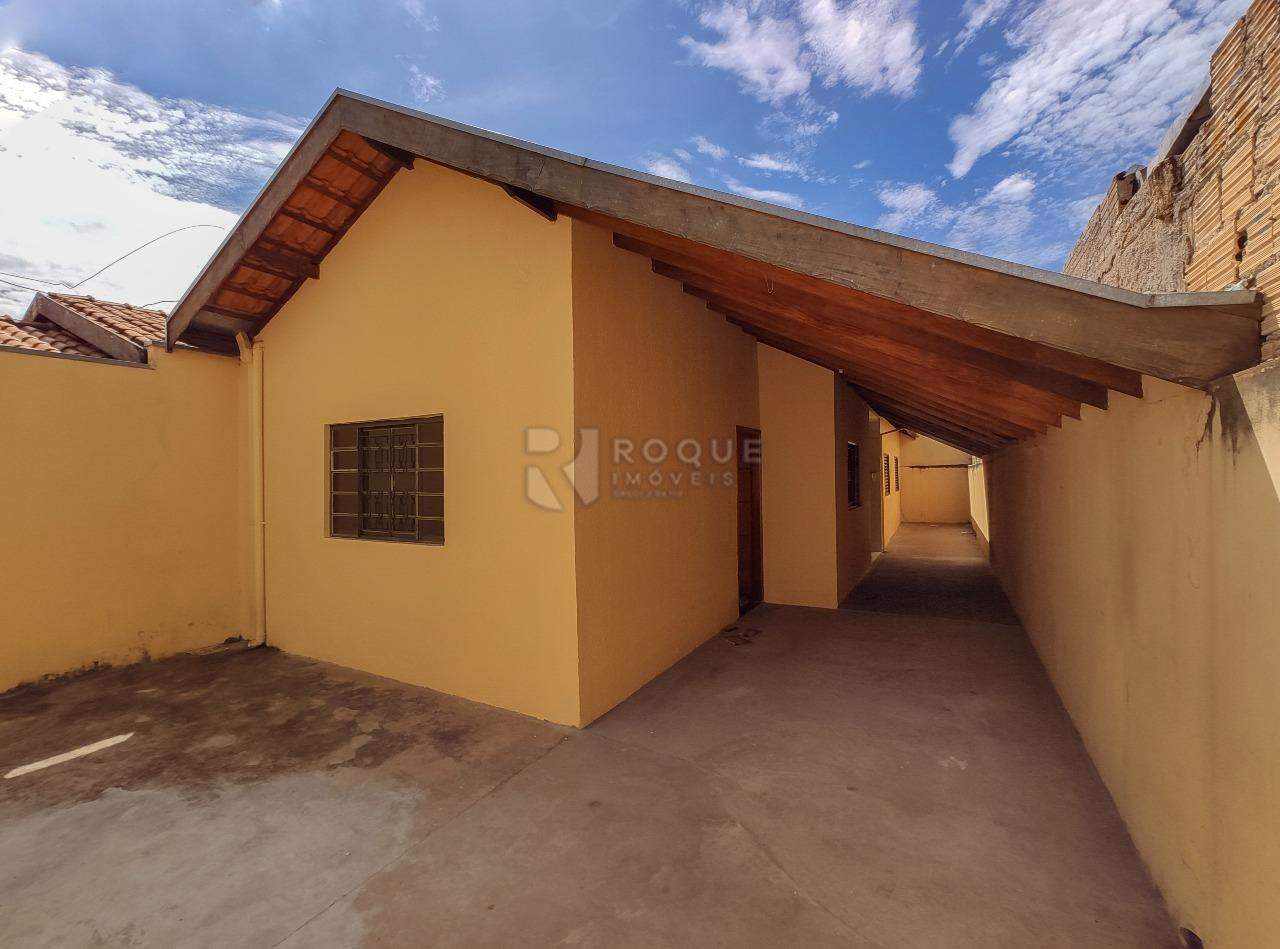 Casa Residencial para aluguel no bairro Jardim Residencial Victório Lucato: Frente 