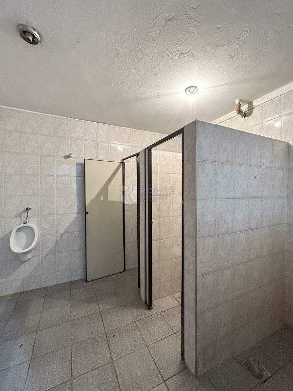 Barracão/Galpão para aluguel no bairro Centro: WC social 4