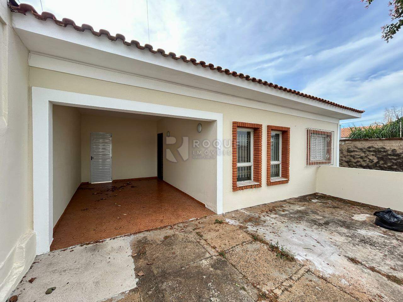 Casa Residencial para aluguel no bairro Jardim Piratininga: Frente / Garagem 