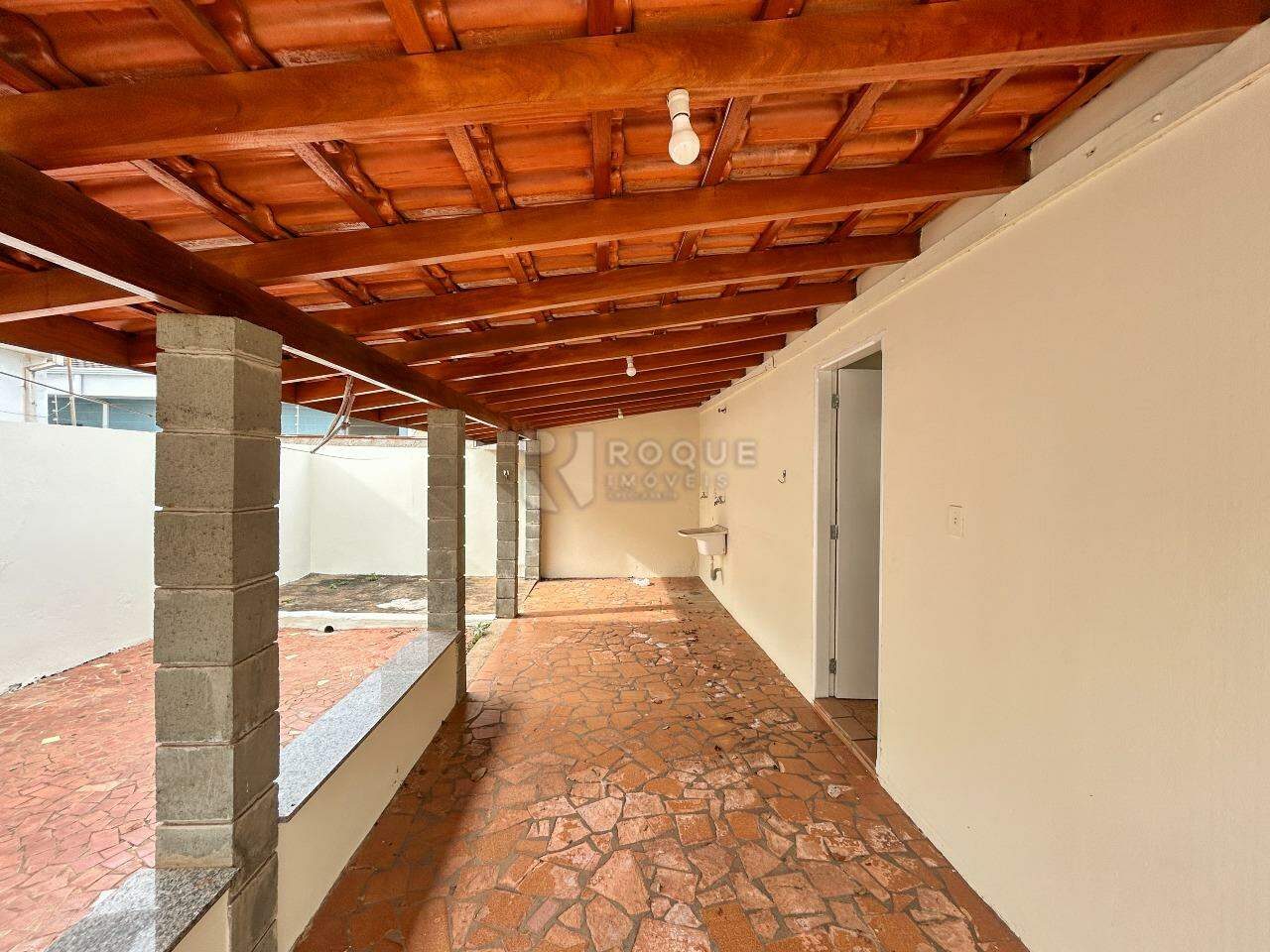 Casa Residencial para aluguel no bairro Jardim Piratininga: Área de serviço 