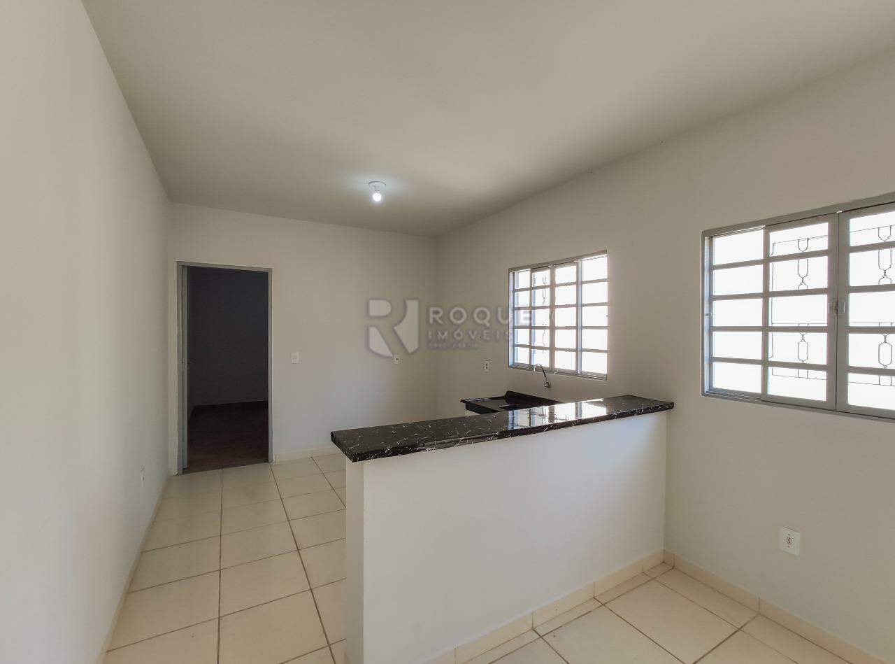 Casa Residencial para aluguel no bairro Jardim Esmeralda: Sala 