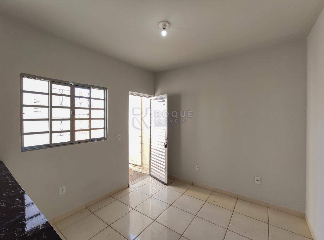 Casa Residencial para aluguel no bairro Jardim Esmeralda: Sala 