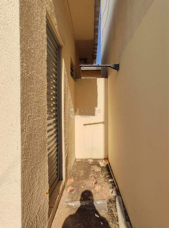 Casa Residencial para aluguel no bairro Jardim Esmeralda: Área externa 