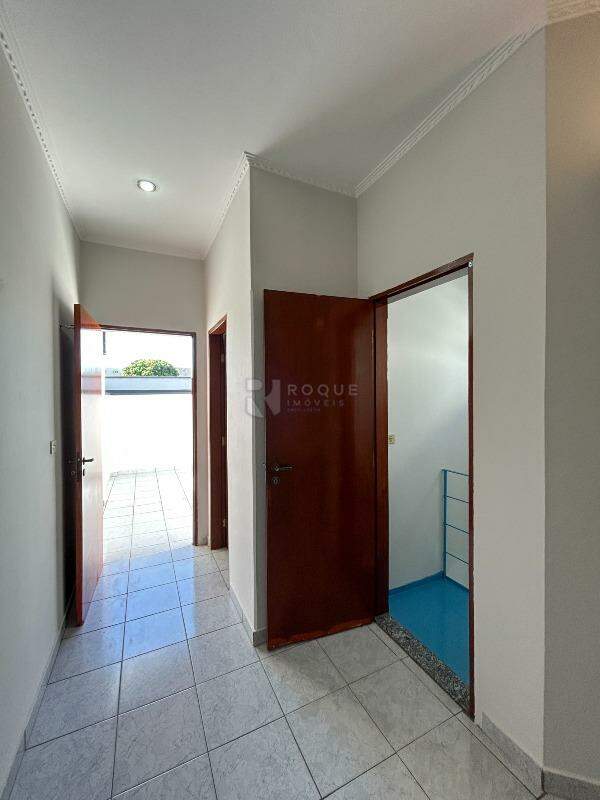 Casa Residencial para aluguel no bairro Jardim Anhanguera: Hall segundo andar 