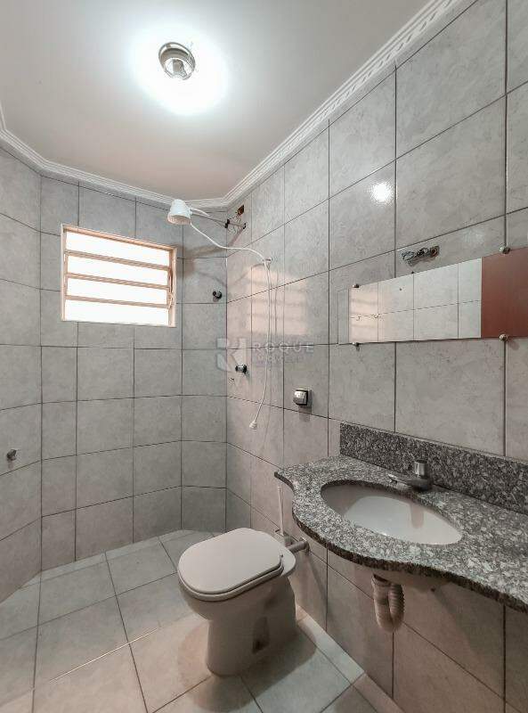 Casa Residencial para aluguel no bairro Jardim Anhanguera: WC social 