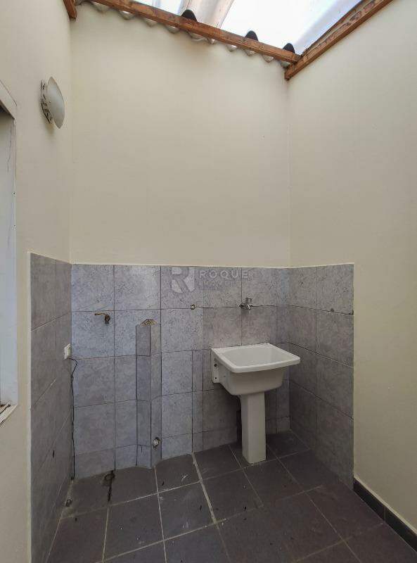 Casa Residencial para aluguel no bairro Jardim Anhanguera: Área de serviço 