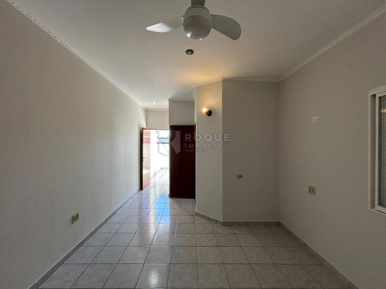 Casa Residencial para aluguel no bairro Jardim Anhanguera: Dormitório 2 segundo andar 