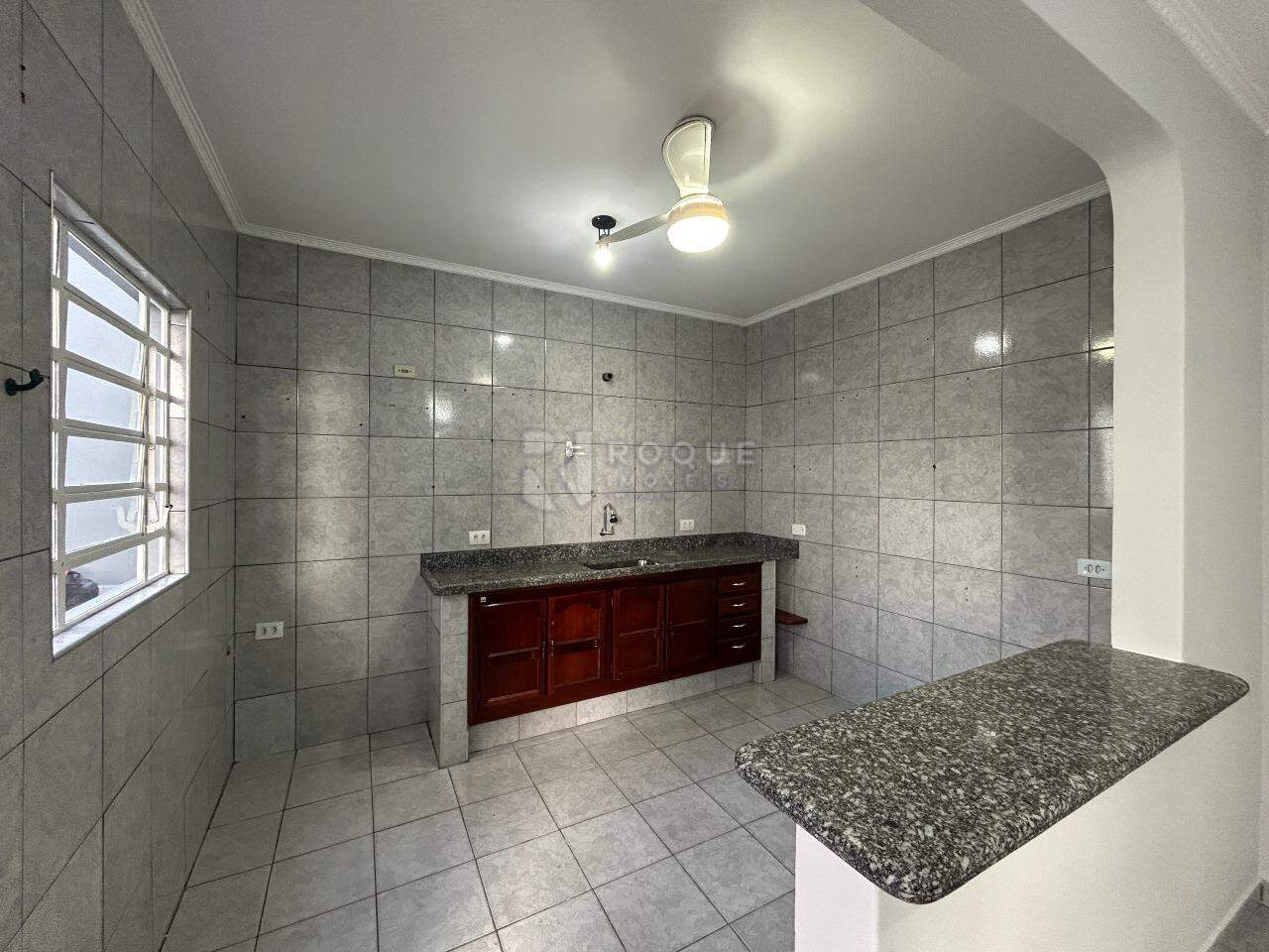 Casa Residencial para aluguel no bairro Jardim Anhanguera: Cozinha 