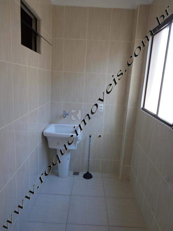 Apartamento para aluguel no bairro Vila Claudia: Área de serviços