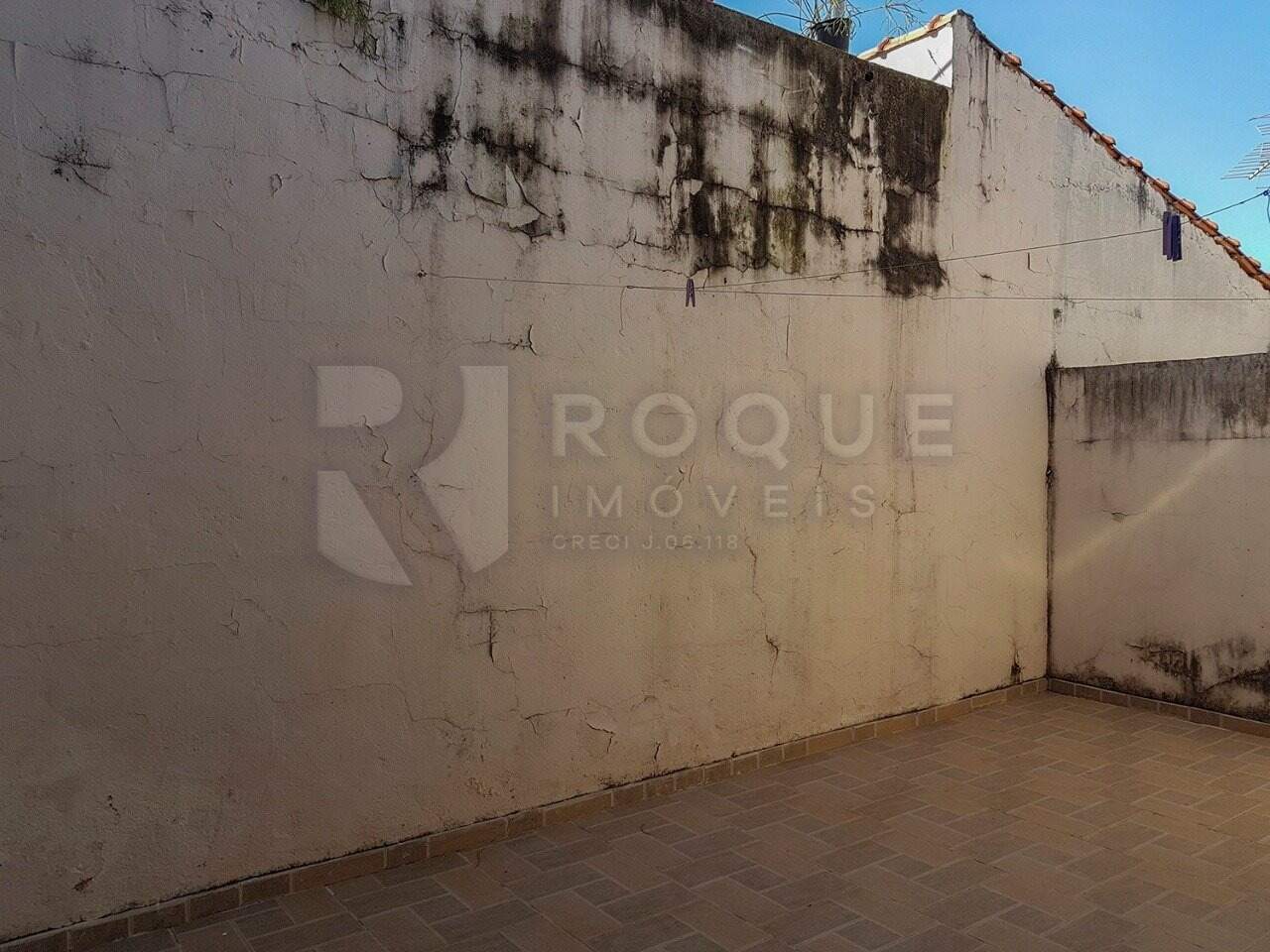 Casa Residencial para aluguel no bairro Jardim São Joao: Fundo 