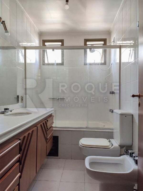 Apartamento para aluguel no bairro Centro: WC suíte
